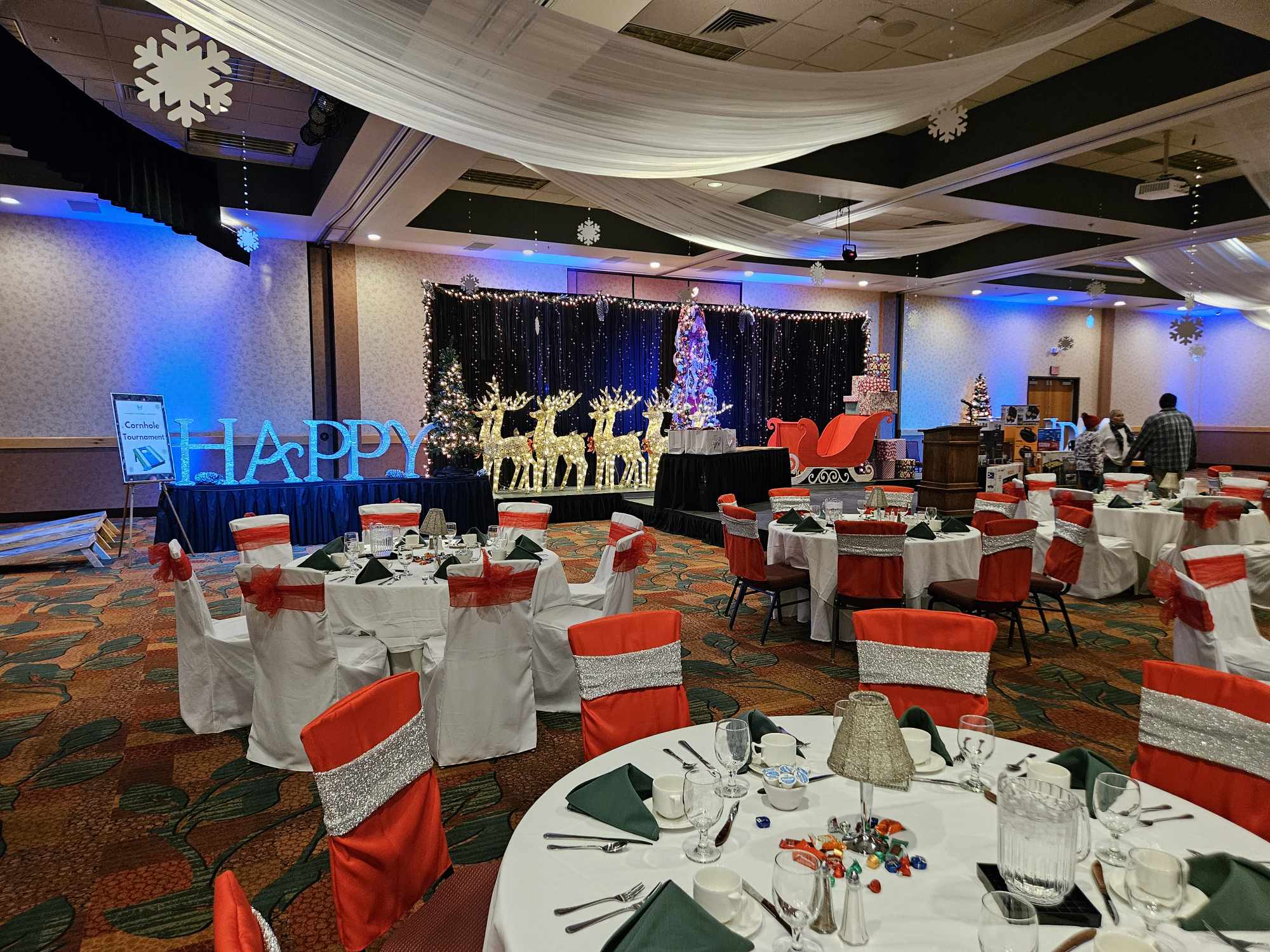 Lake of the Torches Resort Casino
Casino in Lac du Flambeau, Wisconsin Lake of the Torches Resort Casino
Casino in Lac du Flambeau, Wisconsin